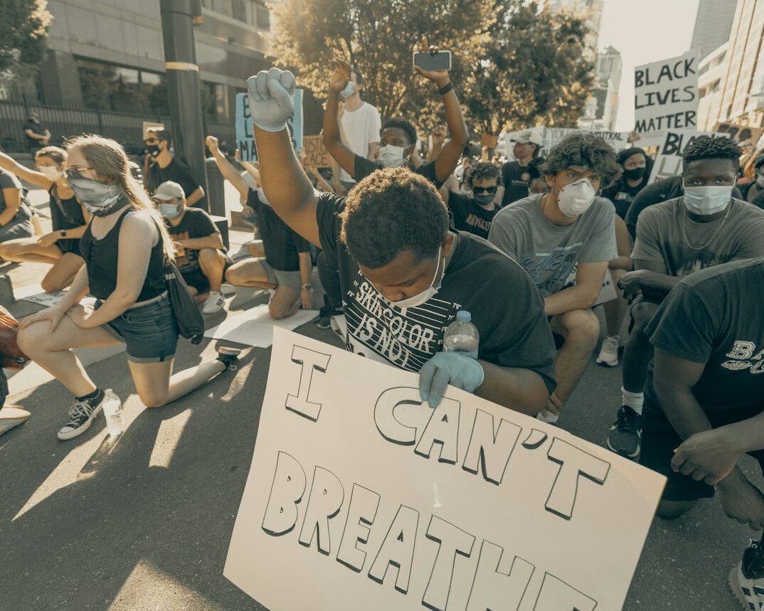 influencer promoting cause